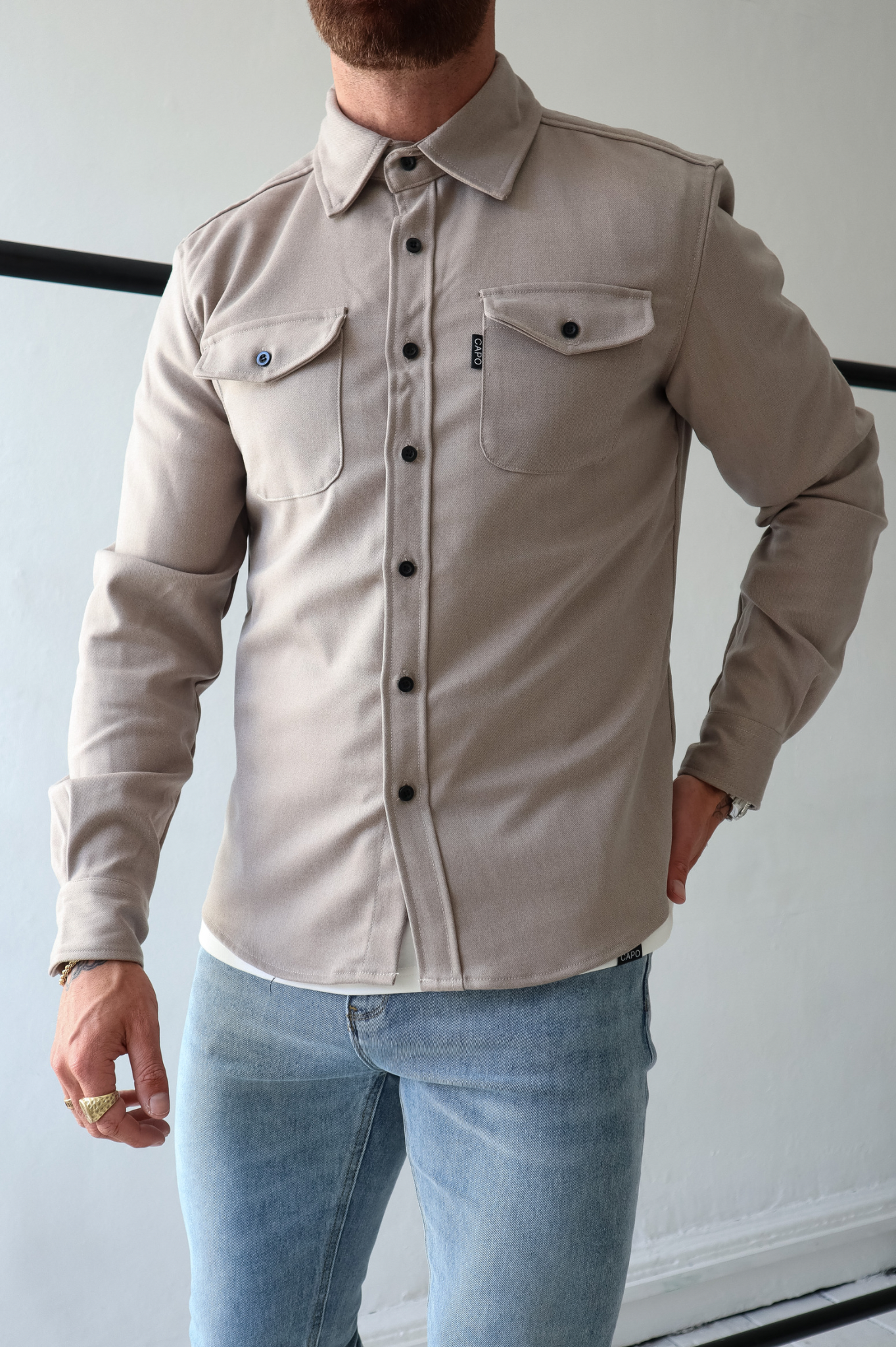 Capo shirt, elegance and comfort for a modern style 